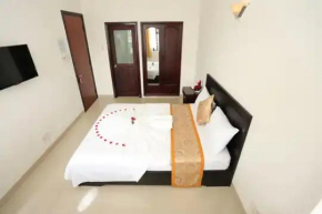 Queen Hotel NT - by BAY LUXURY